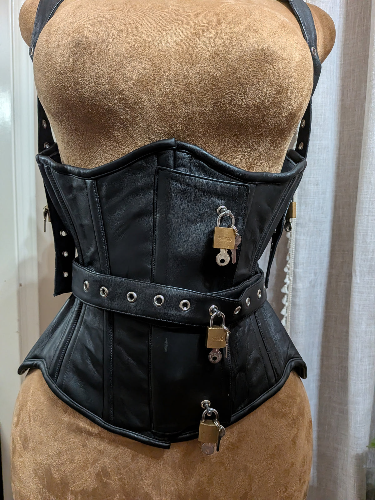 Custom leather Criss cross locking corset