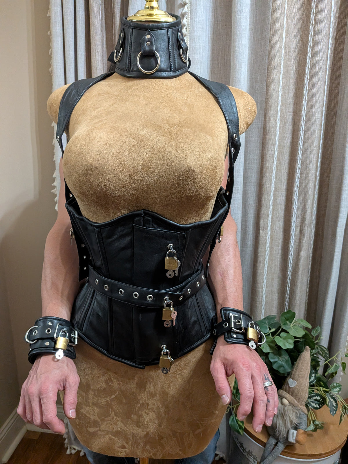 Custom leather Criss cross locking corset