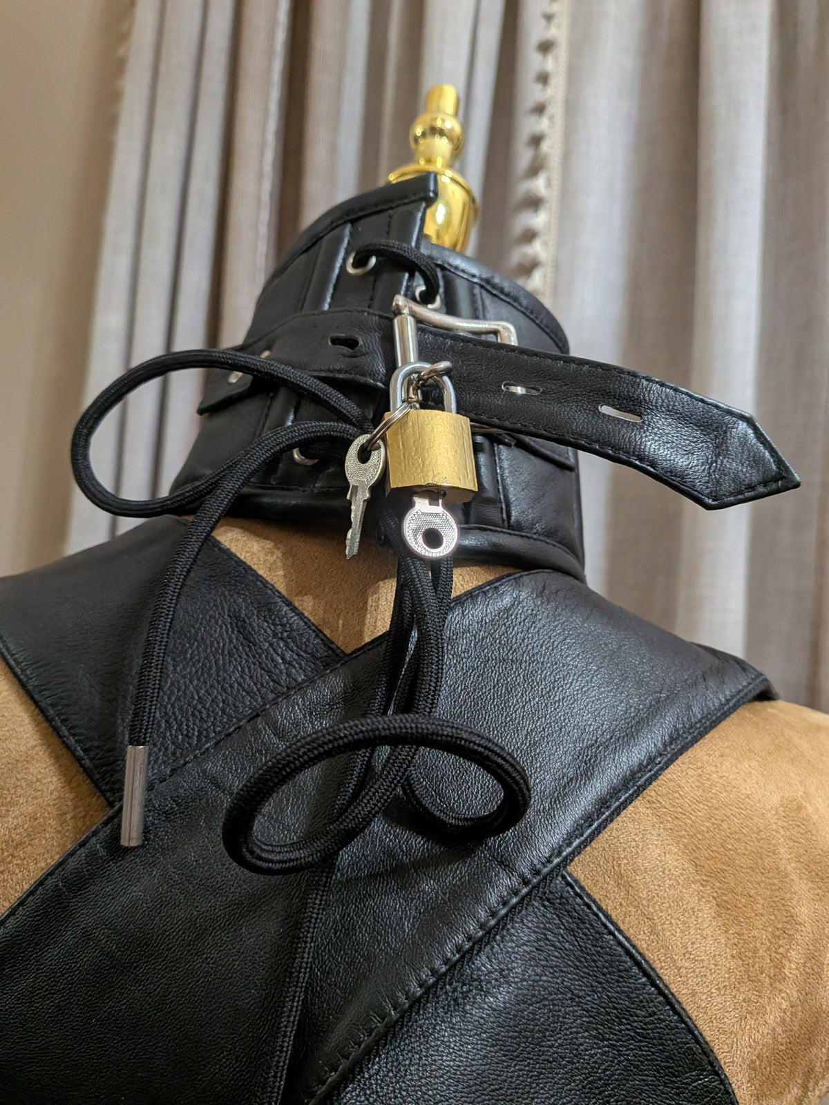 Locking Collar and Locking Wrist Straps| Genuine Leather| O ring and D Ring| Custom Items