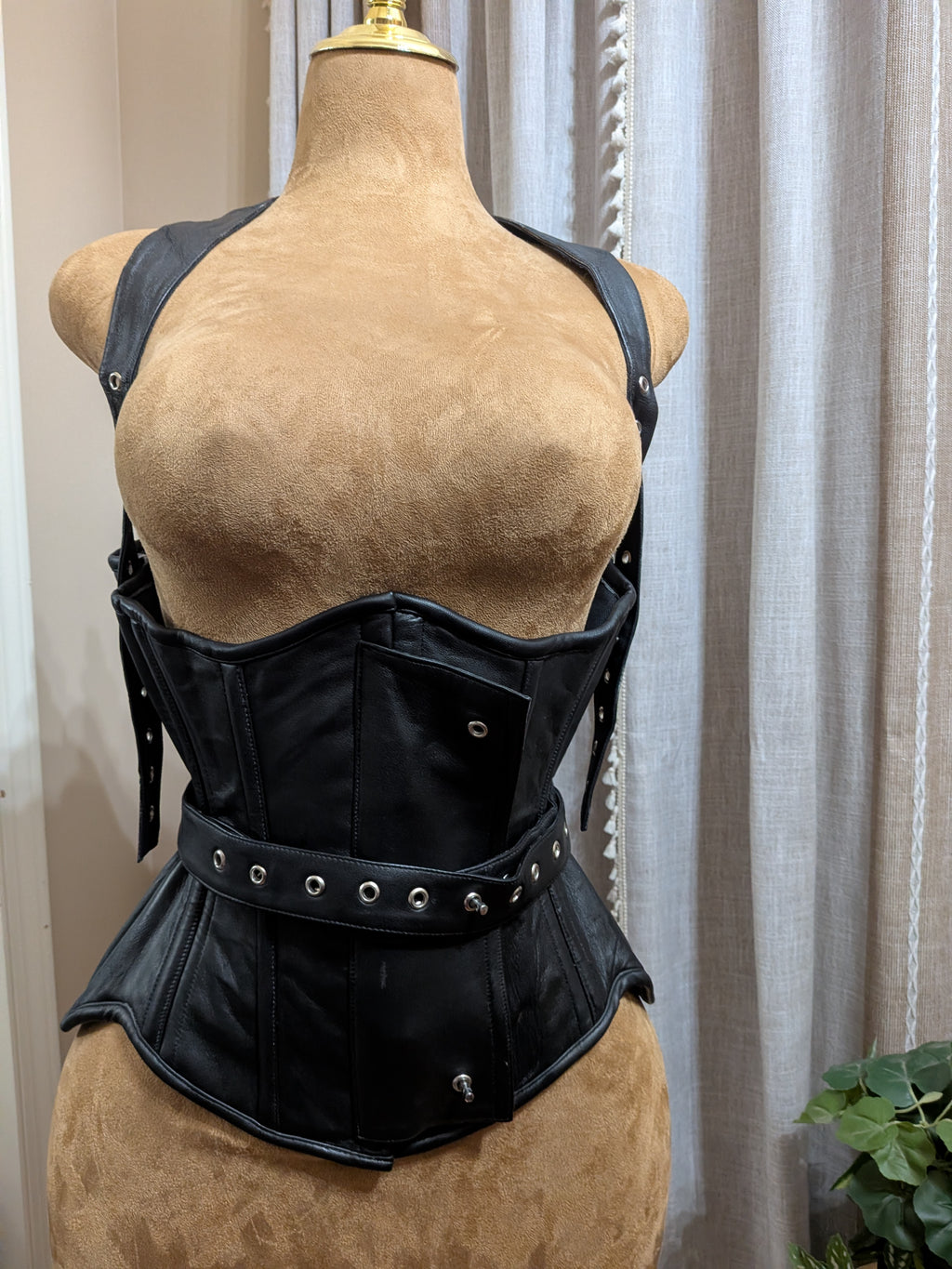 Custom leather Criss cross locking corset