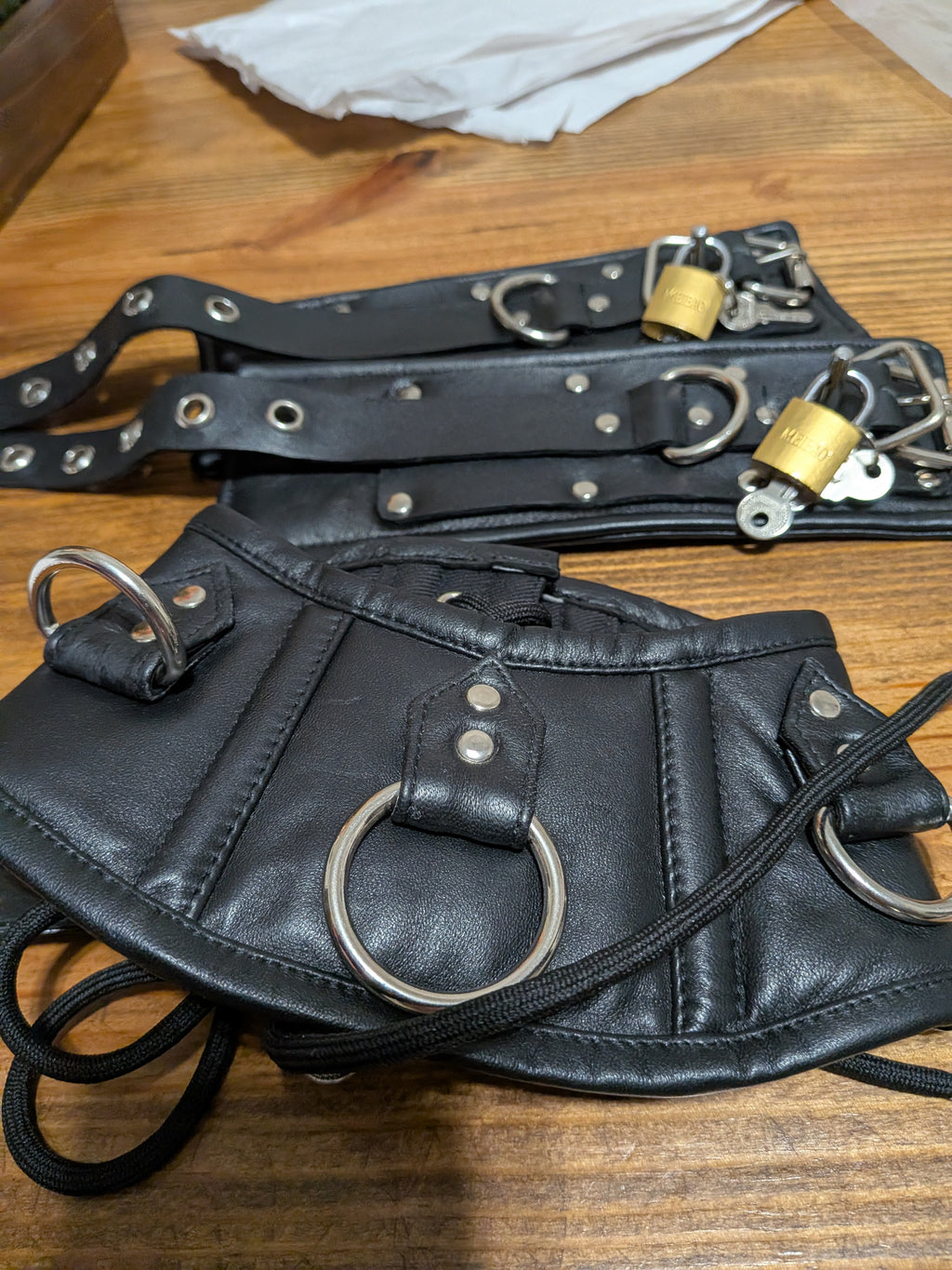Custom leather Criss cross locking corset