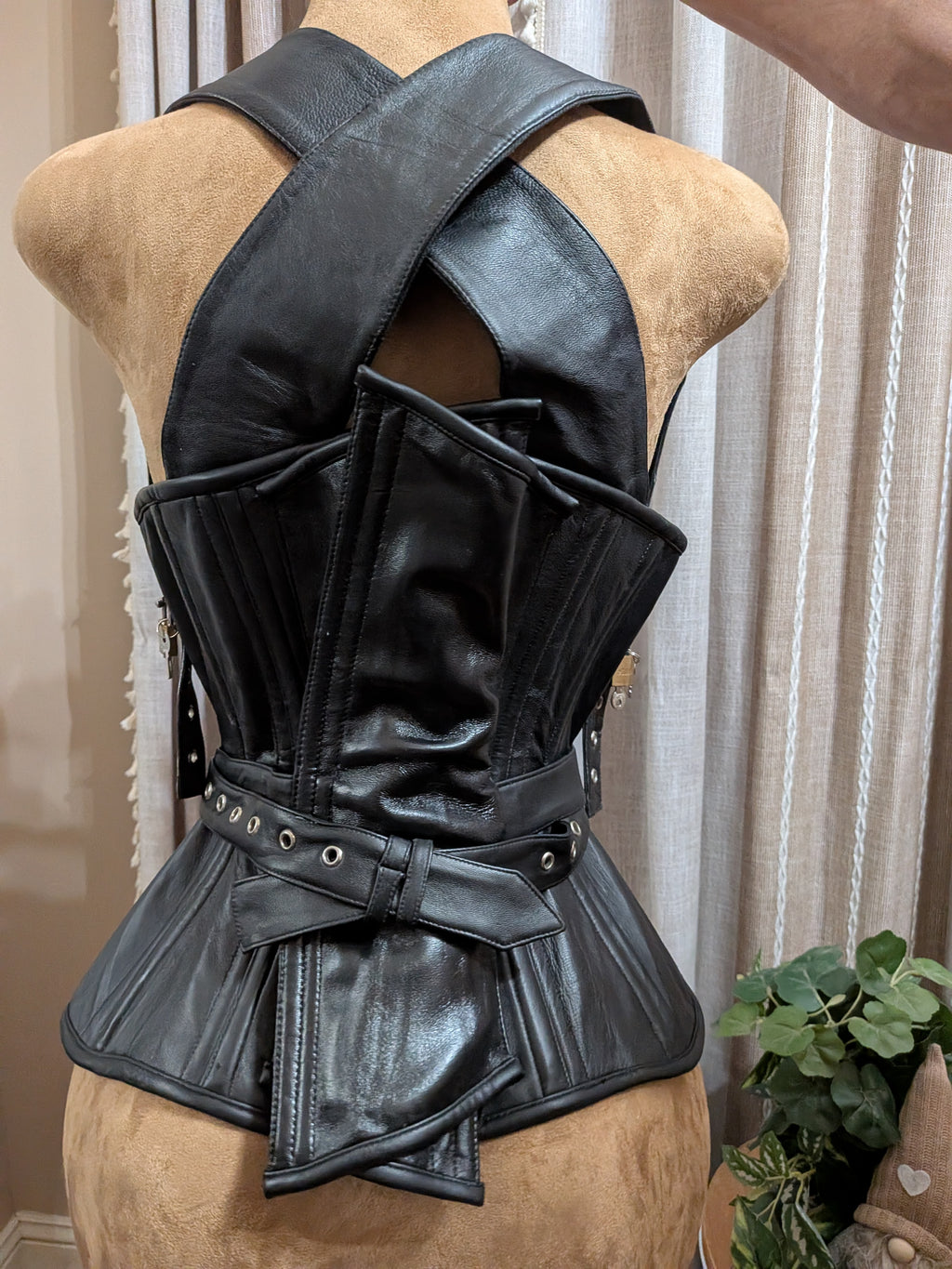 Custom leather Criss cross locking corset